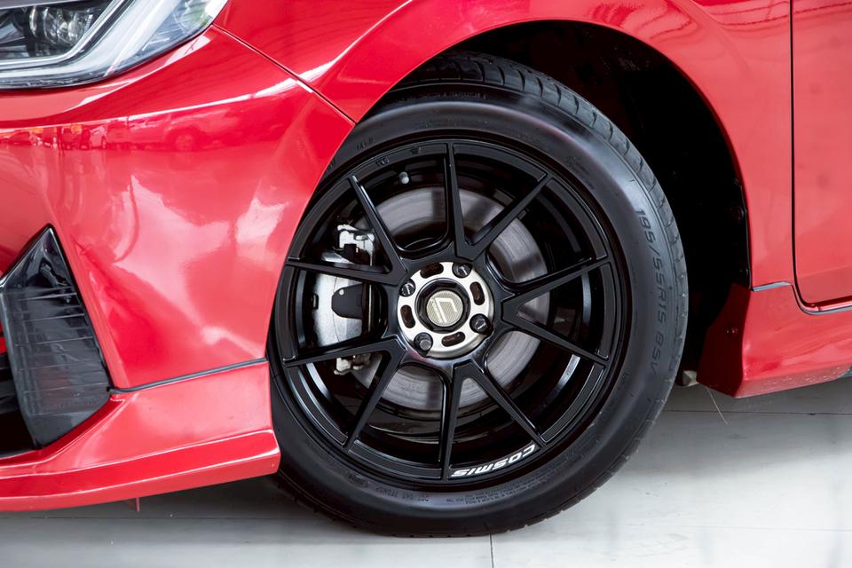 TOYOTA YARIS ATIV 1.2 PREMIUM LUXURY 2023  6