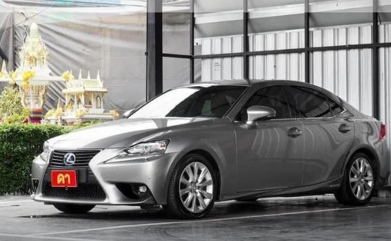 Lexus IS 300h สภาพนางฟ้า