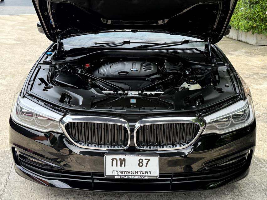 2018 BMW 520D SPORT LINE รถมือเดียวออกป้ายแดง รถวิ่งน้อย เข้าศูนย์ตลอด รถไม่เคยมีอุบัติเหตุครับ 15