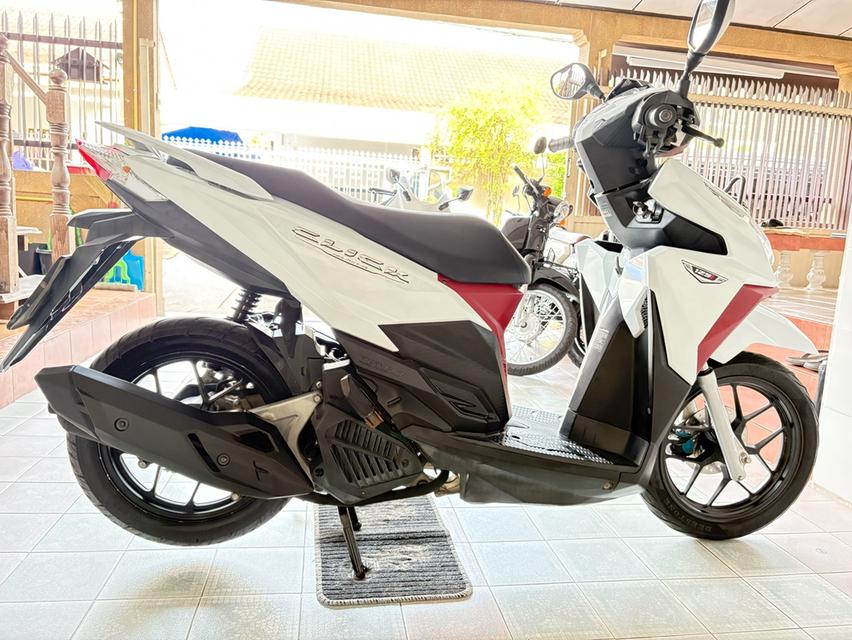 Click125i เครื่องเดิมแห้งๆ ท้ายไม่หอน ควันไม่ไหล เอกสารครบ รถบ้าน เจ้าของฝากขาย สภาพพร้อมใช้งาน วิ่ง14000 ปลายปี59 6