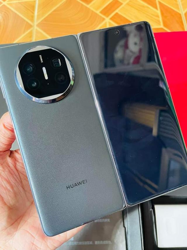 Huawei Mate X5 สีเทา