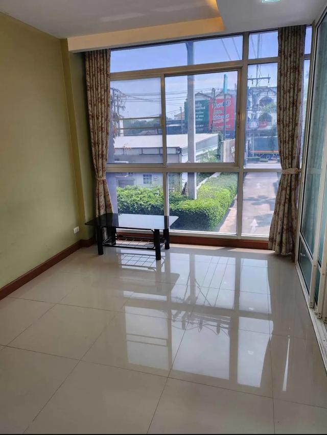 คอนโดมิเนียมเดอะกัสโต้แอทหัวเวียง 4