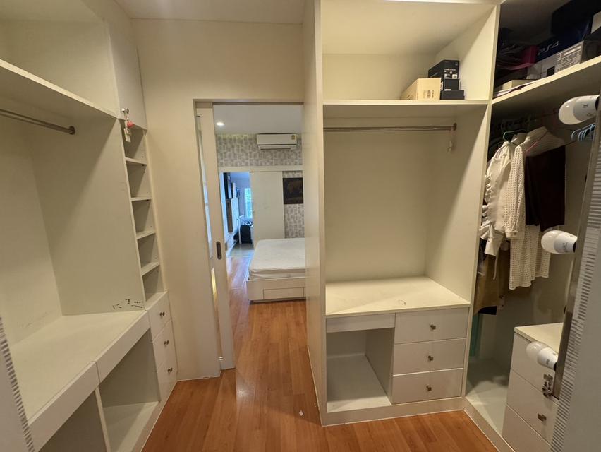 ขายบ้านเดียวในโครงการ คาซ่าวิลล์สุขาภิบาล5. กทม. พื้นที่ 50.6 ตรว  พื้นที่ใช้สอย 262 ตรม 3ห้องนอน 3 ห้องน้ำ 2 ที่จอดรถ ราคาถูกที่สุด 13