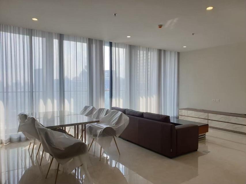 ขาย Noble Ploenchit Condominium