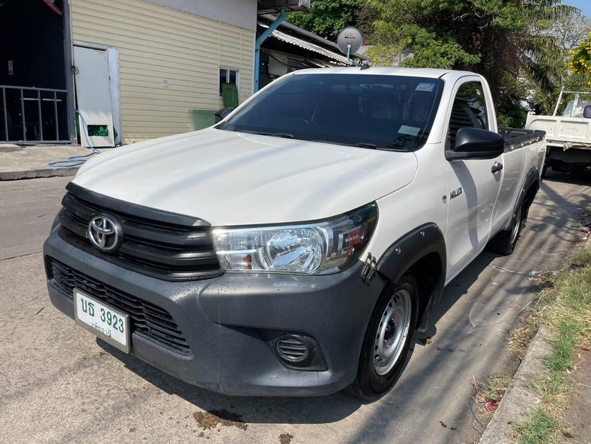  2019 toyota revo  2.4 mt 6 เกียร์ ขาย 269,000.-   เล่มพร้อม รถพร้อมใช้ เอกสารครบ จอดมีนบุรี เสรีไทย กทม  สอบถาม 085 33 7 5537 3