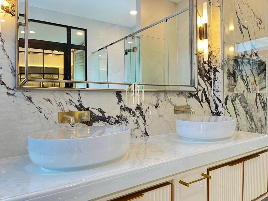 Luxury House For Sale Nantawan Rama 9 – New KrungthepKreetha 18