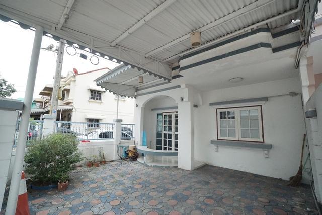 ให้เช่า-ขาย ทาวน์เฮ้าส์ หลังมุม 24 ตรว. ต้นโครงการ ลภาวัน 1 ใกล้ตลาดบางบัวทอง วัดเล่งเน่ยยี่ 3 นอน 2 น้ำ 4