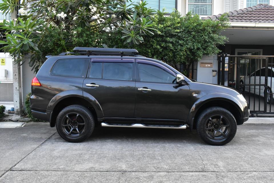 :Mitsubishi pajero 2.5 GT 4wd  ปี:2011 เครื่อง: ดีเซล เกียร์: ออโต้ สี: ดำ ราคา 329,000 บาท ไมล์ 200,000 กม. 5