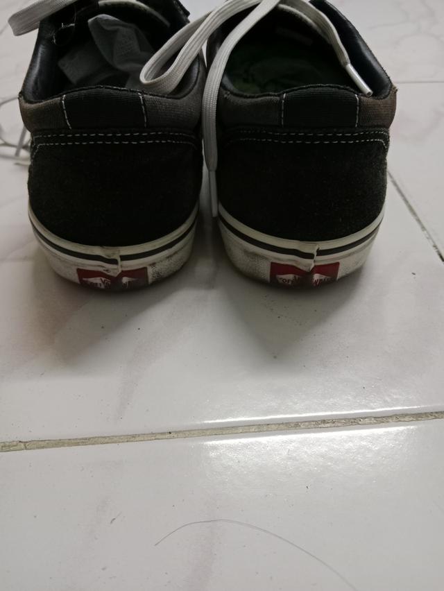 ร้องเท้า 10