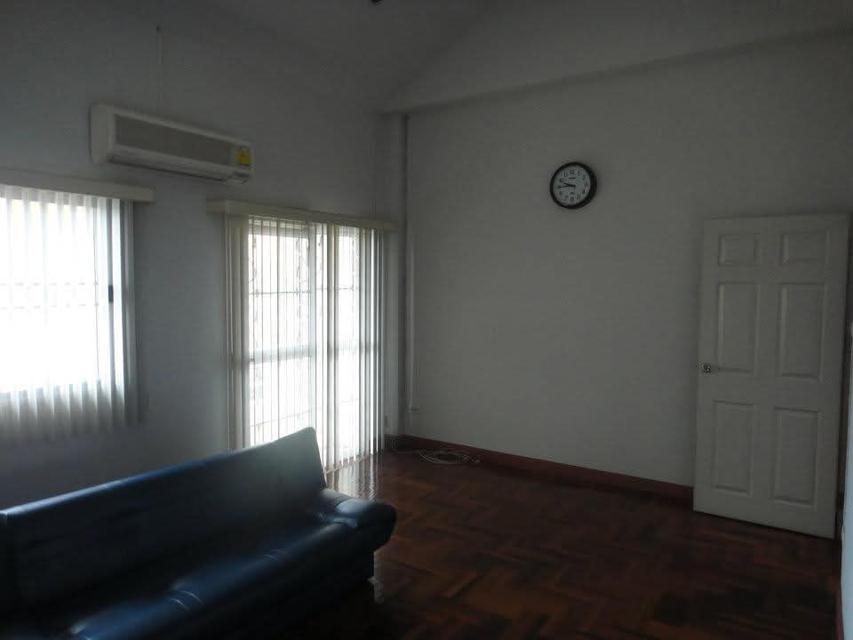 บ้านทาวน์เฮ้าส์ มือสอง สภาพดี 3