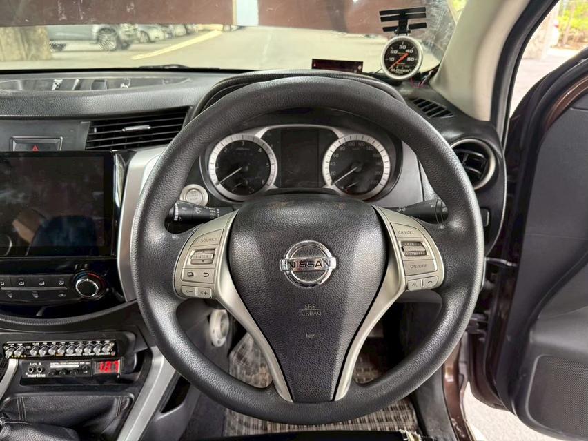 Nissan NAVARA NP300 Double Cab 2.5 E Calibre MT ปี 2016 12