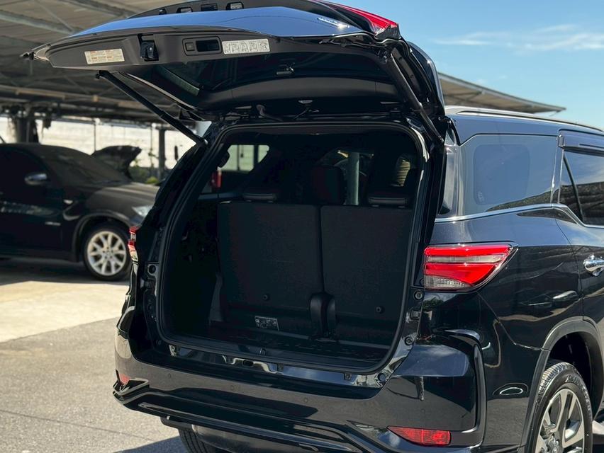 TOYOTA FORTUNER Wagon 4dr Legender 7st Auto 6spRWD 2.8DCT 4WD Y2021 11