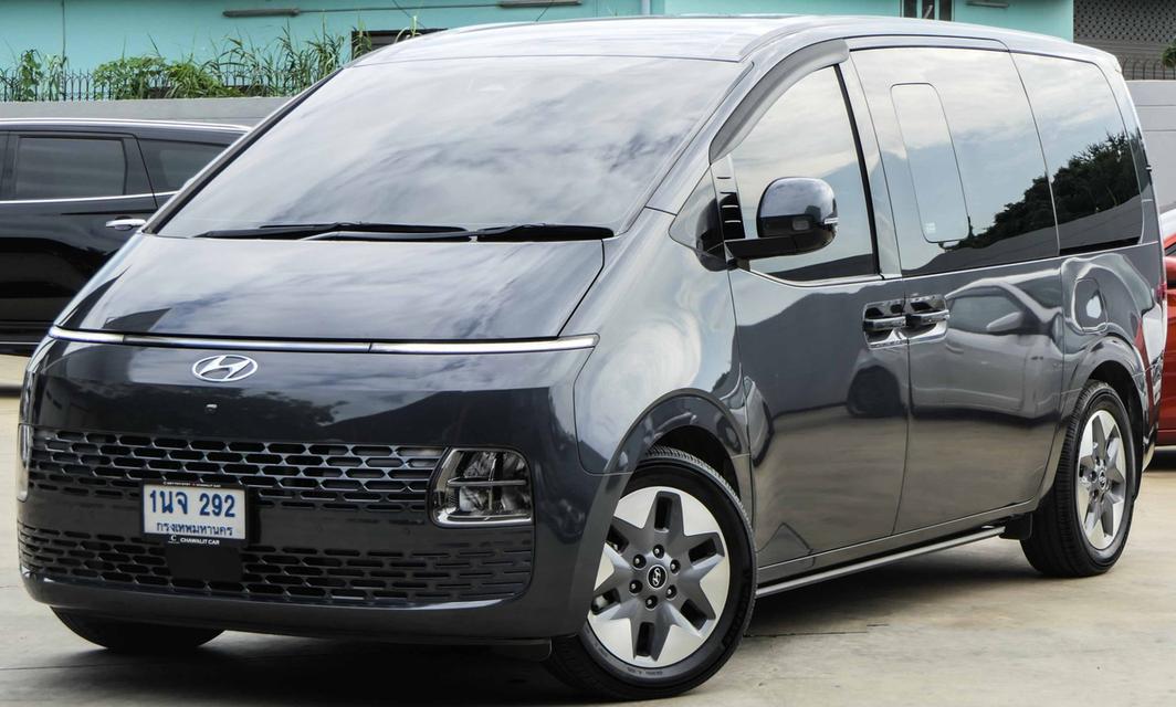 2023 HYUNDAI STARIA  2.2 SEL รูปที่ 3