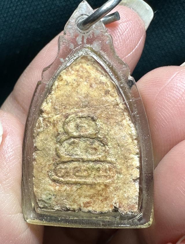 พระผงสรงน้ำ สมเด็จพระพุทธโฆษาจารย์ (เจริญ) วัดเขาบางทราย พิมพ์เสาเล็ก รูปที่ 2