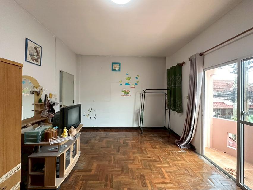 ขายถูกมาก ทาวน์เฮาส์ 2 ชั้น หมู่บ้านวิเศษสุขโครงการ19 (เฟส1 ซอย 10 ) ต.พันท้ายนรสิงห์ อ.เมือง จ.สมุทรสาคร 6