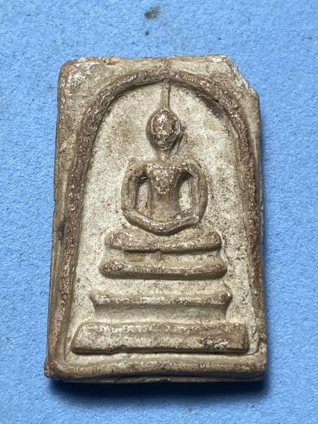พระสมเด็จบางขุนพรหมหลวงปู่ภูปี02 สภาพแตกบินเล็กน้อย