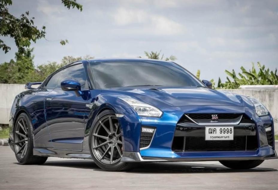 Nissan GT-R สีน้ำเงิน 2