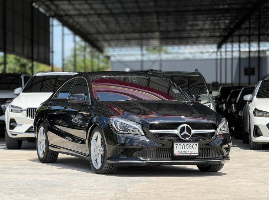 2017 BENZ CLA-CLASS, 200 โฉม W117 ปี13-20 สีดำ เกียร์ออโต้ เครื่องเบนซิน รถบ้านแท้ รุ่นใหม่ Facelift รูปที่ 2