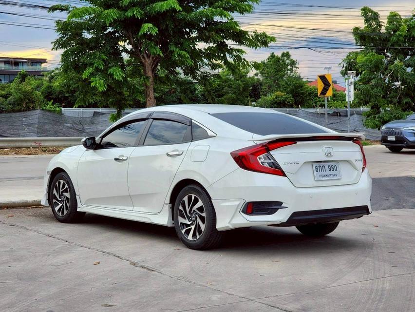 ขาย Honda Civic 1.8El ปี17 7