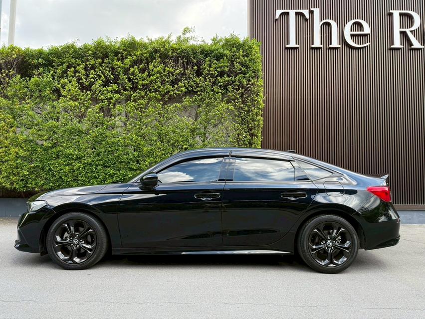 Honda civic FE RS Top ปี 2022 สีดำ สวยสุดในรุ่น มือเดียว สภาพป้ายแดง ไมล์ 40,xxx โล เช็คศูนย์ทุกระยะ