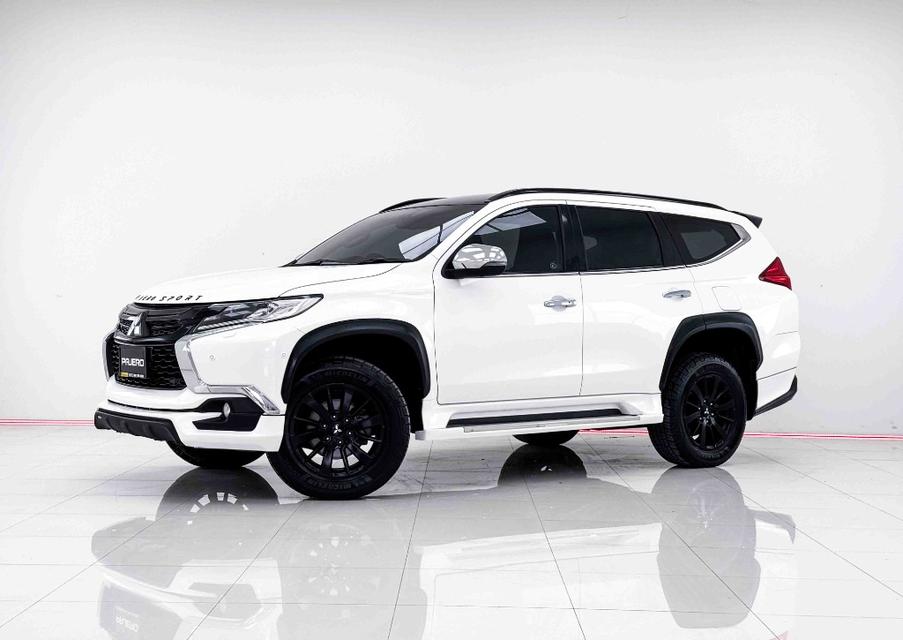 MITSUBISHI PAJERO 2.4 GT Premium Elite Editon 2WD เกียร์ AT ปี 2019 สีขาวเลข​ไมล์ 146,258   กมราคา 659,000 บาทโทร 0929699899 6B718 รูปที่ 3