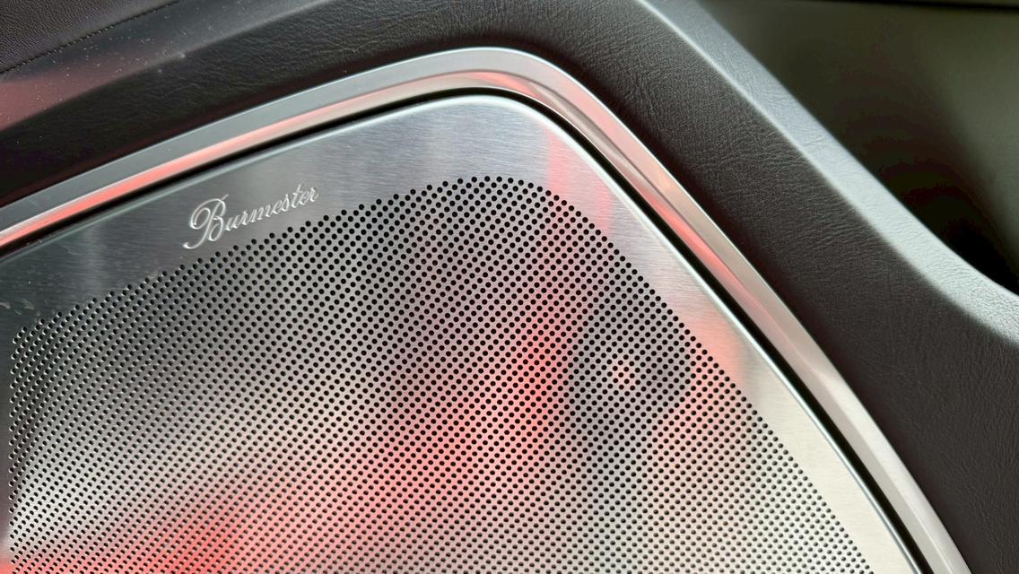 Porsche Cayenne Coupe E-Hybrid 2020 สีส้ม Lava Orange รูปที่ 18