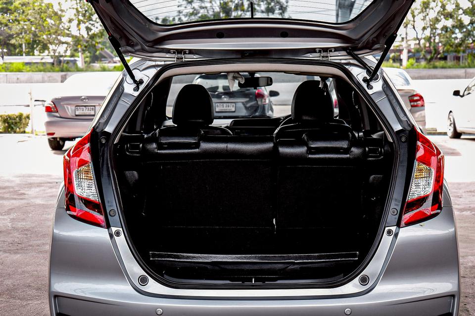 🎈🎈HONDA JAZZ 🎈🎈 เครื่องยนต์ 1.5 S ปี 2017 12