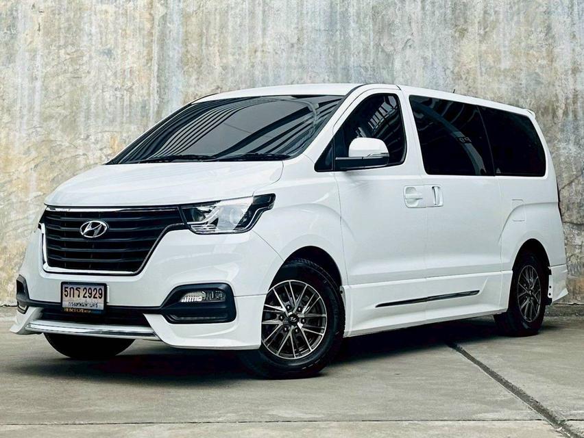 ขาย Hyundai H1 2.5Elite ปี22