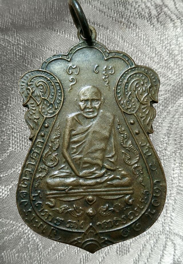 พระเก่าของ ตา ยาย มีเก็บๆใว้ สนใจเช่าทักมานะค่ะ