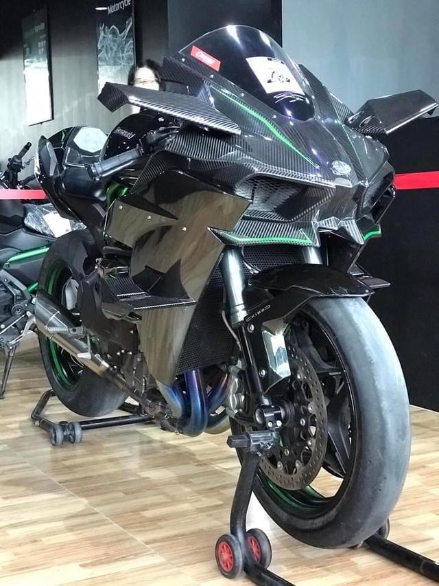 Kawasaki Ninja H2R สภาพสวยๆ 2