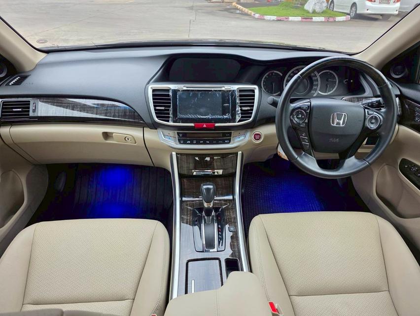 Honda ACCORD 2.0EL NAVI สีดำ ปี 2016 ไมล์ 60,000 กม. 10