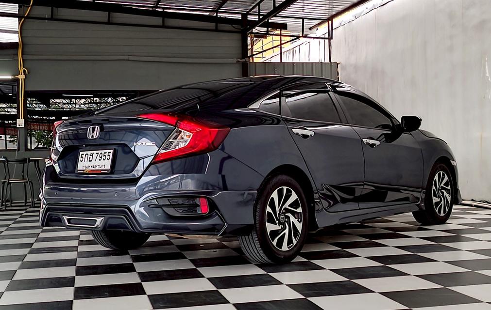🚗HONDA CIVIC FC 1.8 EL ปี 2016🚗 เคดิตดีฟรีดาวน์ 2