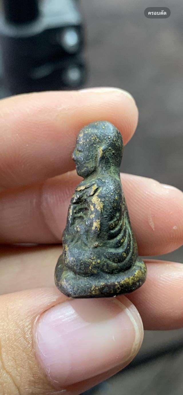 รูปหล่อหลวงพ่อเงินไม่รู้พิมพ์ 4