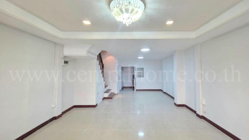 ทาวน์โฮม สวีท โฮมปาร์ค - บางบัวทอง รีโนเวทใหม่ ราคาถูก 4