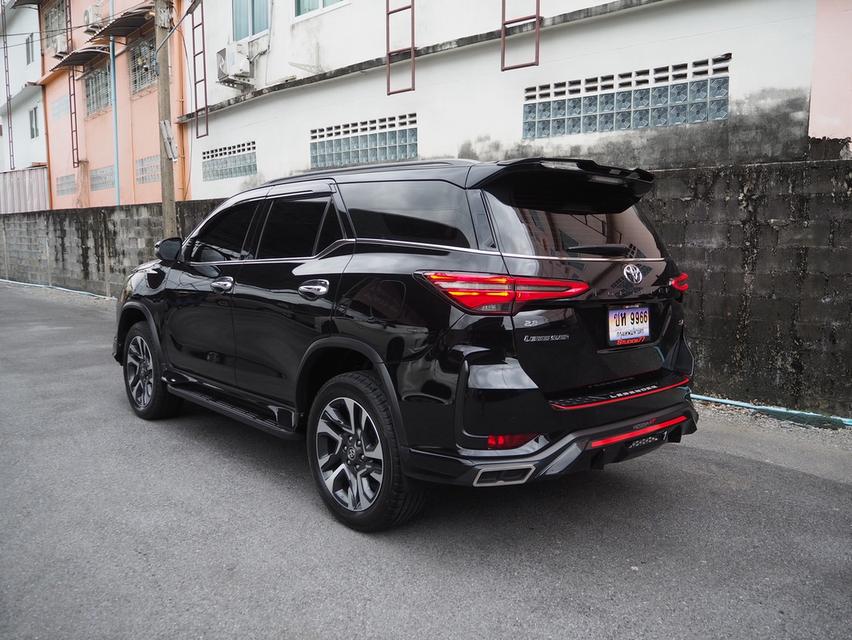TOYOTA FORTUNER 2.8 LEGENDER BLACK TOP 4WD ปี 2022 7