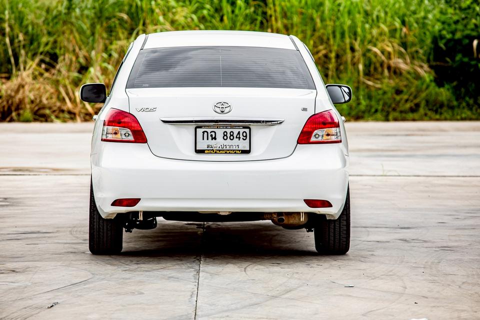 Toyota Vios 1.5E ปี 2009 เกียร์ออโต้ สีขาว   7