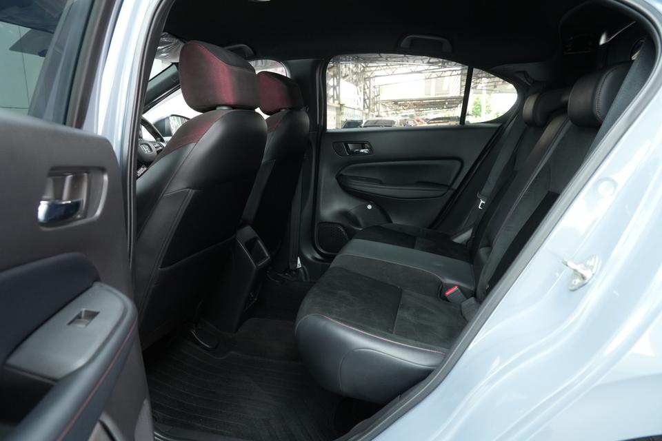 2023 HONDA CITY 1.0 RS Hatchback สีเทา เลขไมล์ 27268 กม. 15