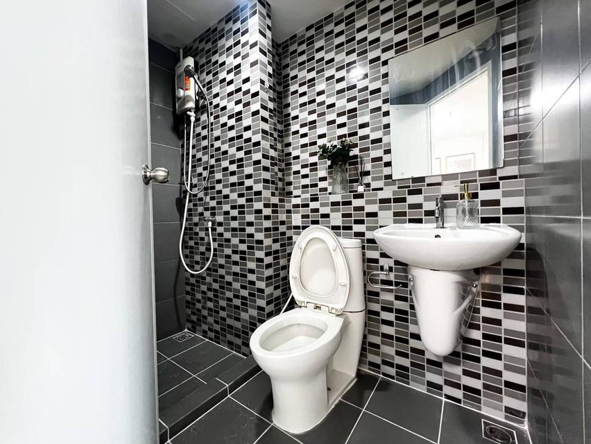 ดี คอนโด ติดรถไฟฟ้า (สายสีม่วง) สถานีไทรม้า หน้าโครงการ‼️ บิ้วอินครบ เฟอร์ครบ👍 ใกล้❤️ -สะพานพระนั่งเกล้า -ตลาดต้นสัก -ตลาดนกฮูก ไนท์พลาซ่า -เซ็นทรั 9