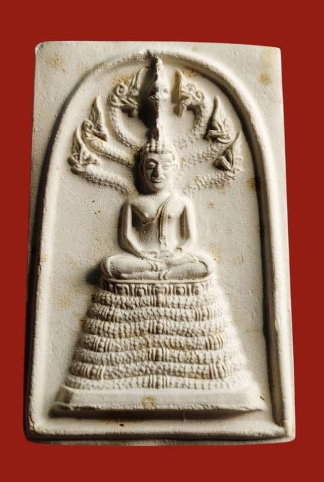 พระสมเด็จพิมพ์นาคปรก 7 ชั้น หลังรูปเหมือน ท่านเจ้าคุณนรรัตนราชมานิต (เจ้าคุณนรฯ) วัดเทพศิรินทราวาส กรุงเทพมหานคร สร้างปี 2513 สภาพสมบูรณ์ รับประกันแท้