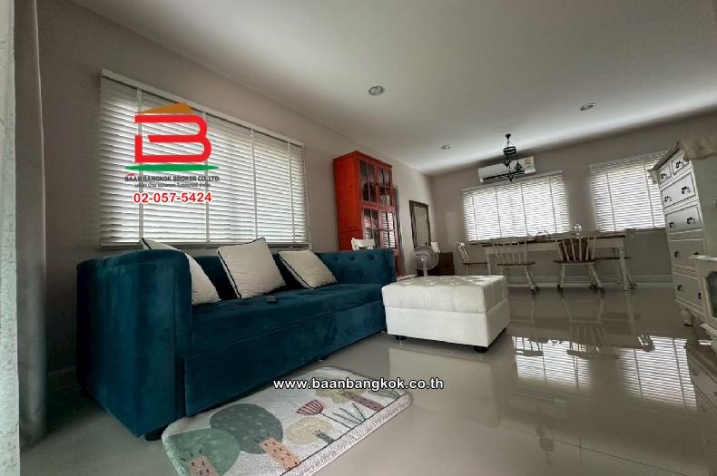 บ้านเดี่ยว หมู่บ้านเพฟ (รามอินทรา-วงแหวน) เนื้อที่ 62.2 ตร.ว ซ.กาญจนาภิเษก 4 แขวงออเงิน เขตสายไหม กรุงเทพมหานคร
