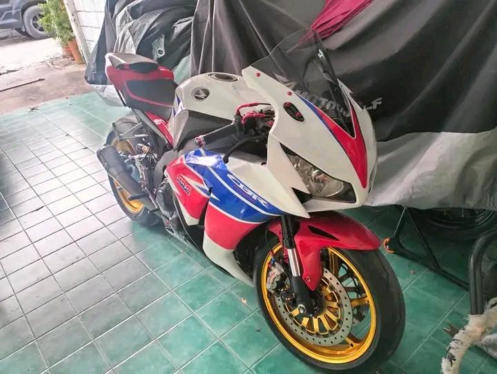 Honda CBR 1000 ราคาถูก 3