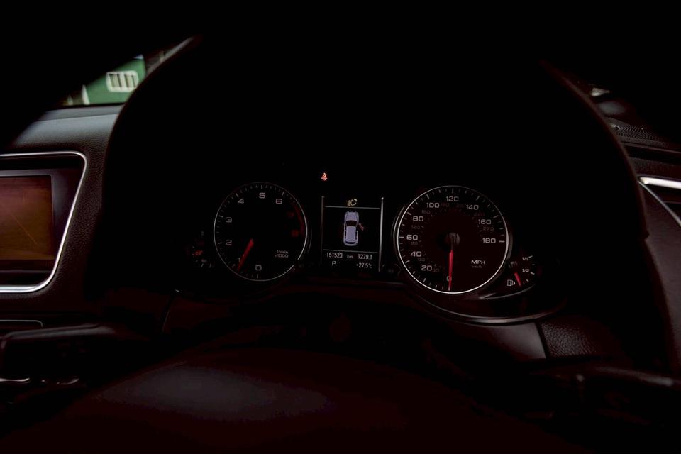 AUDI Q5 2.0T FSI Quattro Top ซันรูฟ 2010 พร้อมของแต่งหลักแสน คุ้มมากๆ 16