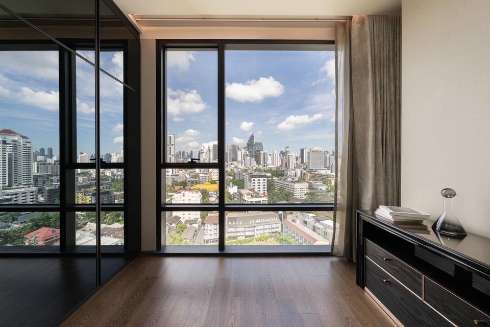 Beautiful unit in Thonglor for Sale or Rent 6