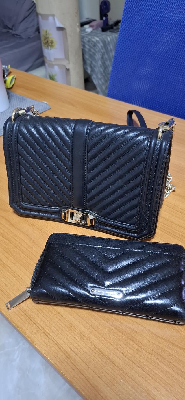 กระเป๋าสะพายพร้อมกระเป๋าตังค์ 2