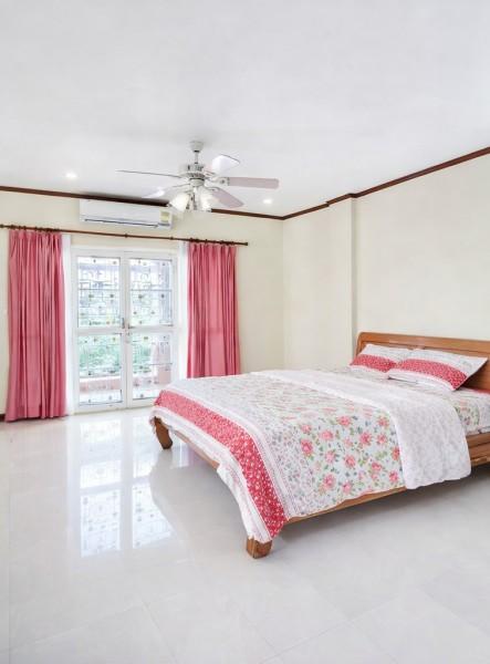 เดอะมอลล์ บางกะปิ 2 กม. บ้านเดี่ยว 2ชั้น 5นอน 5แอร์ 45 ตร.ว. 340 ตร.ม. รถไฟฟ้าสายสีเหลือง แยกลำสาลี 950 ม. 4