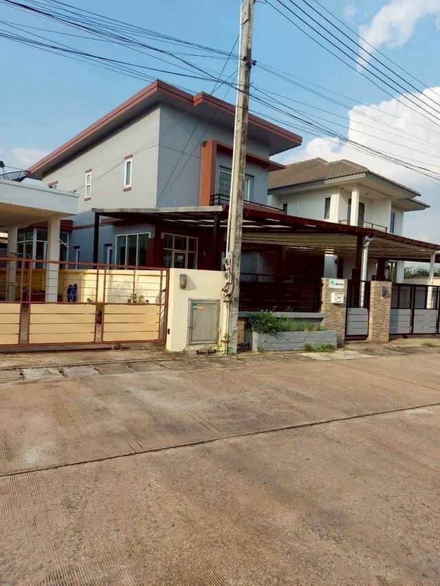 บ้านในหมู่บ้านคันทรีโฮม 2