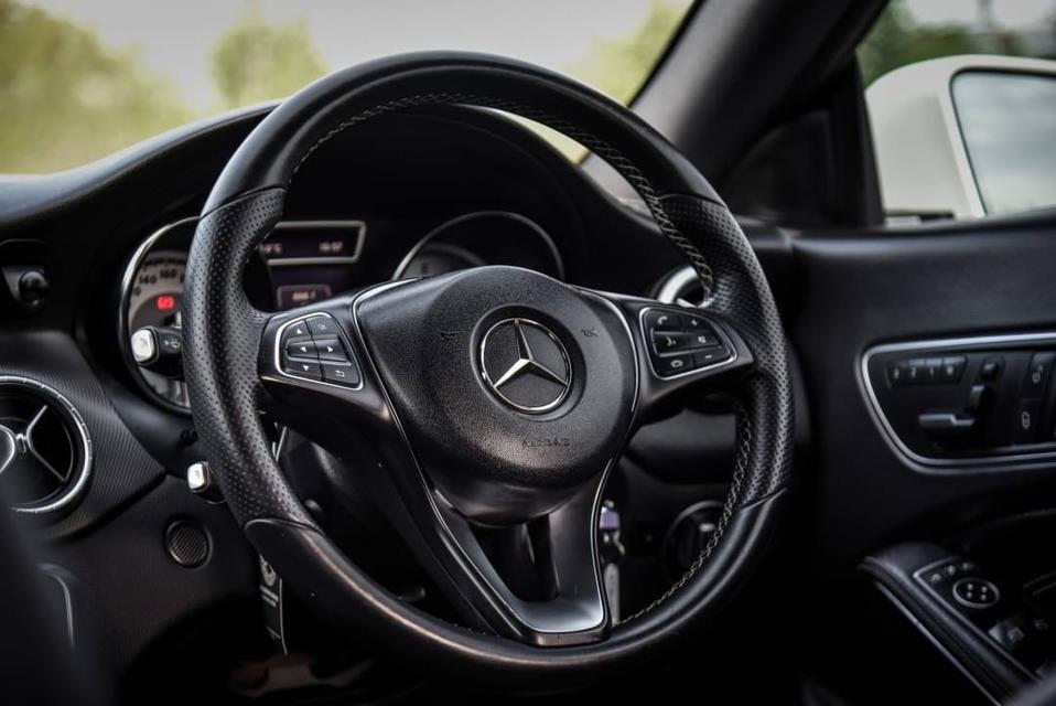 Mercedes-Benz CLA180 1.6 AT 2016 รหัส CBL1118 11