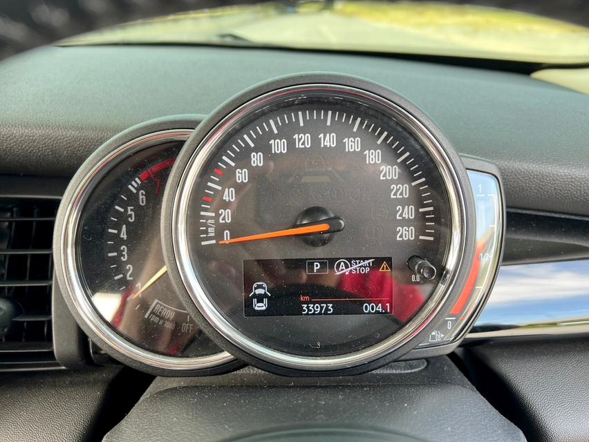 Mini Cooper 1.5 F56 Hatch RHD 2019 9