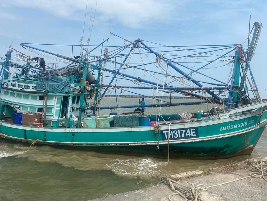 ขายเรือประมง เรือครอบปลากะตัก 2