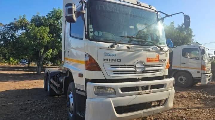 Hino 10 ล้อหัวลาก FM1J ปี 2012